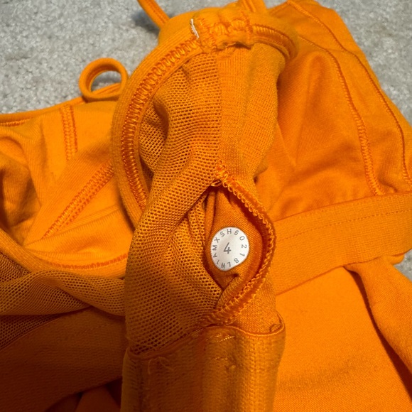 Lululemon Power Pose Tank size 4 in Vivid Amber - Picture 9 of 9